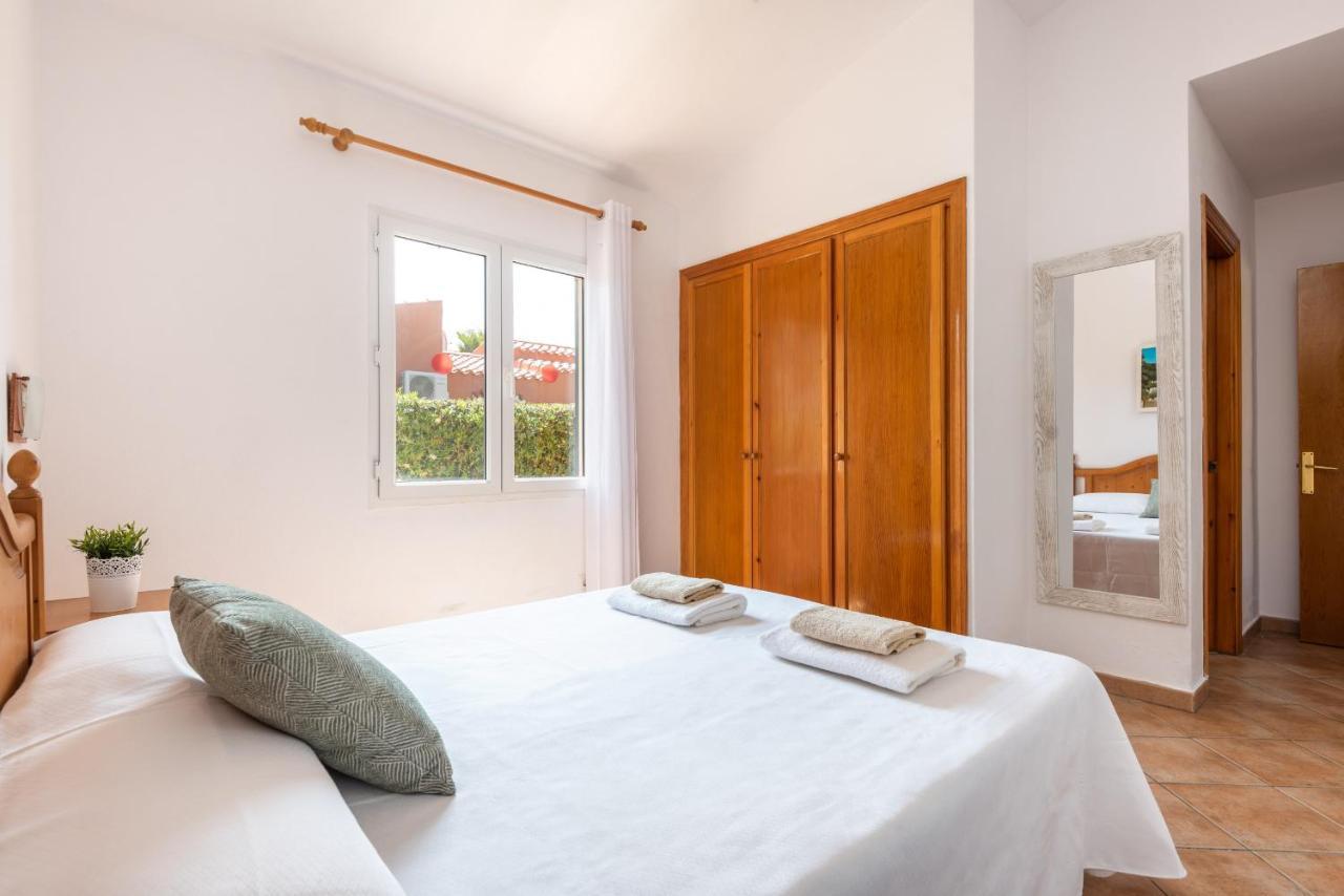 Villa Nurimar Cala' en Bosch Bagian luar foto
