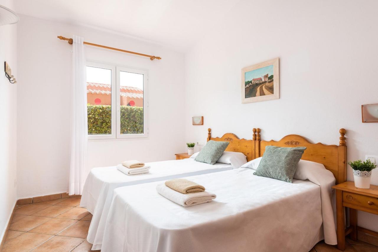 Villa Nurimar Cala' en Bosch Bagian luar foto